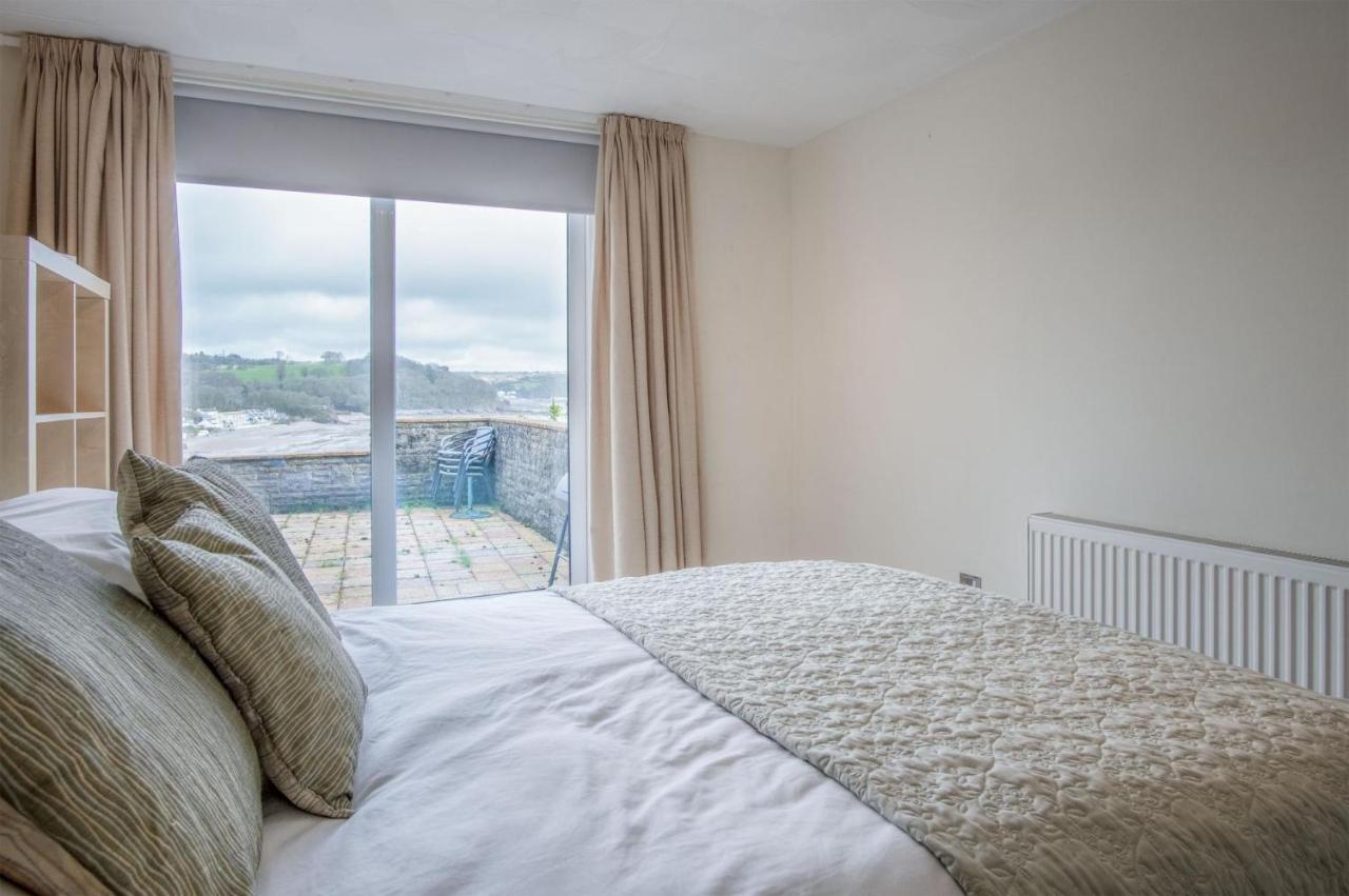 Captains Walk - 4 Bedroom Apartment - Saundersfoot Dış mekan fotoğraf