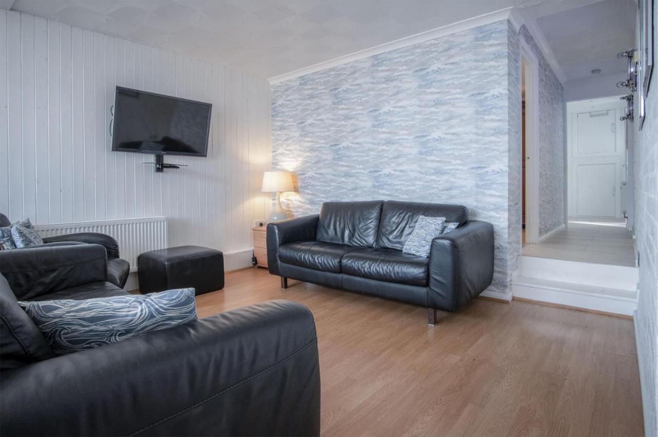 Captains Walk - 4 Bedroom Apartment - Saundersfoot Dış mekan fotoğraf