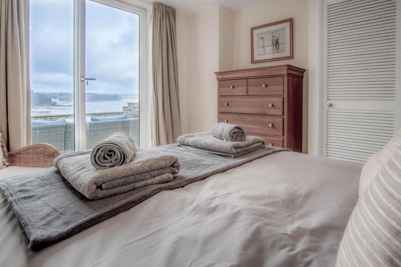 Captains Walk - 4 Bedroom Apartment - Saundersfoot Dış mekan fotoğraf
