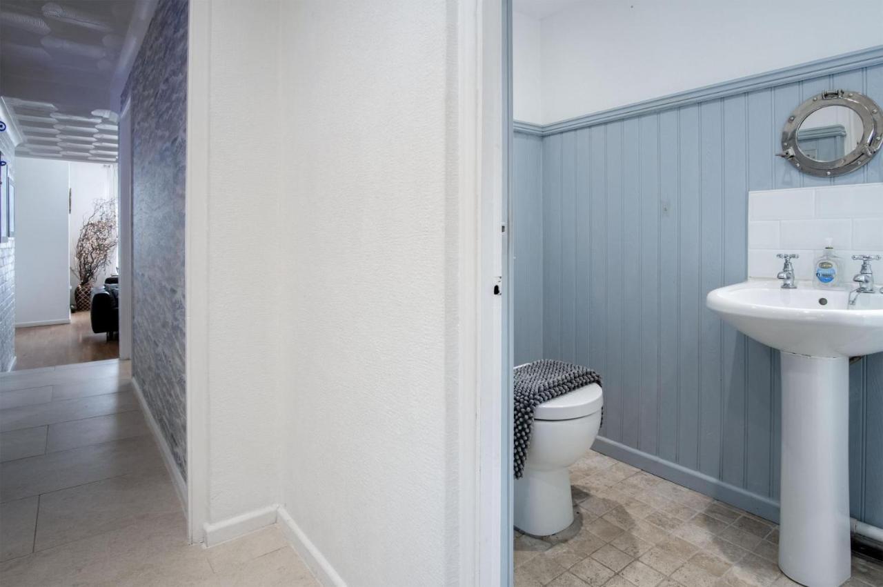 Captains Walk - 4 Bedroom Apartment - Saundersfoot Dış mekan fotoğraf