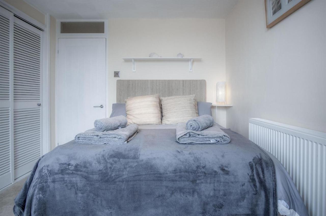 Captains Walk - 4 Bedroom Apartment - Saundersfoot Dış mekan fotoğraf